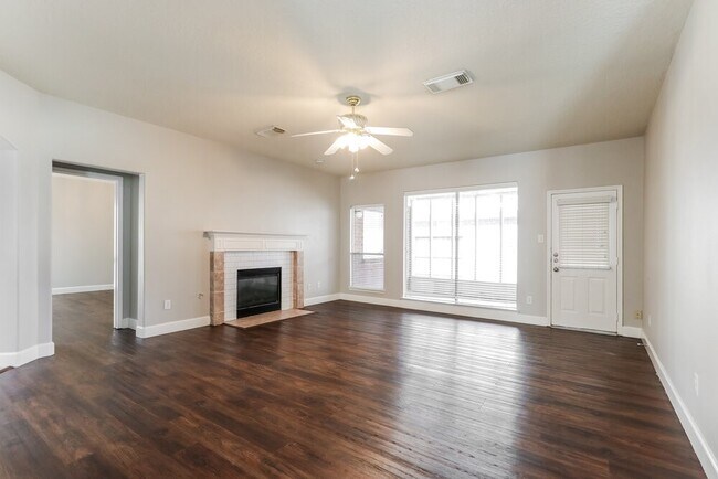 Building Photo - 14411 Pelican Marsh Dr