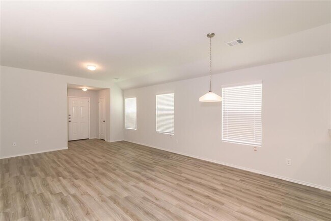 Foto del edificio - 8702 J C Oaks Cir