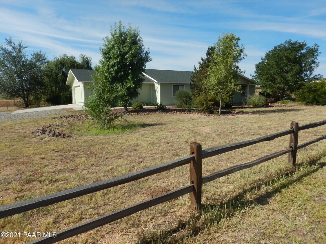 1155 W Pleasant Ave, Chino Valley, AZ 86323 House Rental in Chino