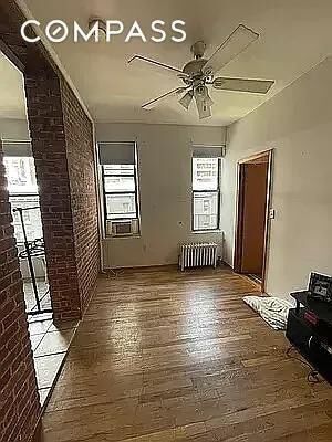 Building Photo - 402 E 69th St