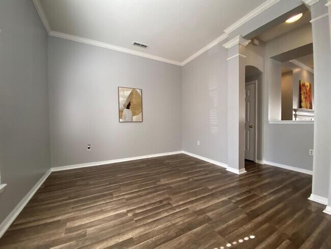 Foto del edificio - 10885 Piping Rock Cir