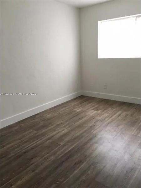 Foto del edificio - 1790 NE 173rd St