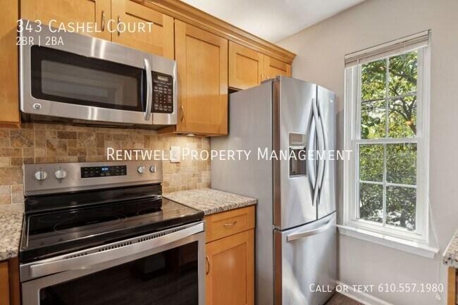 Photo - 343 Cashel Ct House