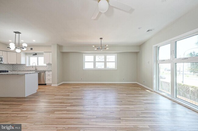 Foto del edificio - 765 S Front St