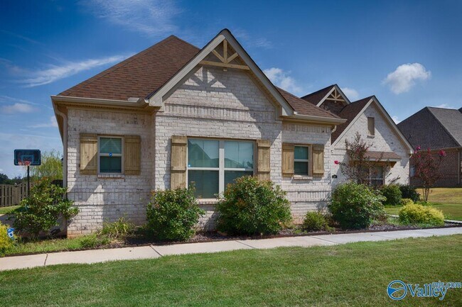 Foto del edificio - 216 SW Winterbranch Rd