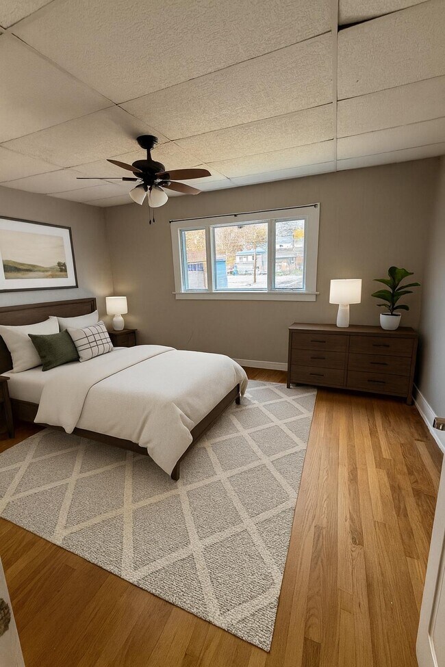 Foto del edificio - 1350 N Main Ave