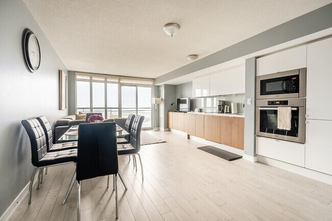 Photo du bâtiment - 2702 Puente de Luz