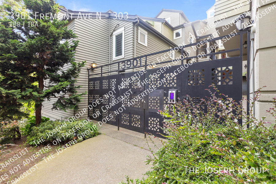 Primary Photo - 3901 Fremont Ave N