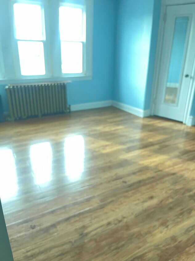 221 Avon Rd, Upper Darby, PA 19082 Townhome Rentals in Upper Darby PA