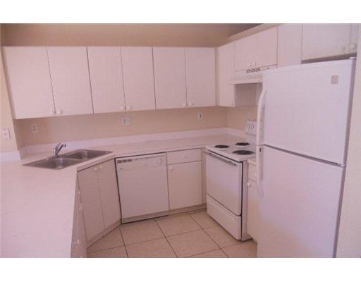 Foto del edificio - 6940 NW 179th St