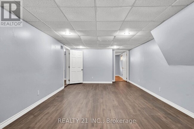 Building Photo - 160 Elizabeth Ave