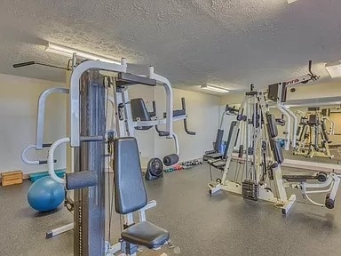 Building Photo - 5915 Sea Ranch Dr