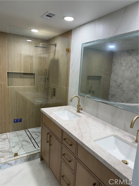 Foto del edificio - 9622 Margaret St