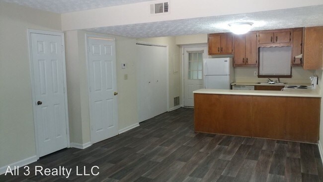 Building Photo - 310 S Jeff Davis Dr