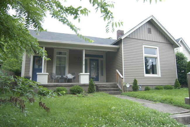 Building Photo - 1216 Pennock Ave