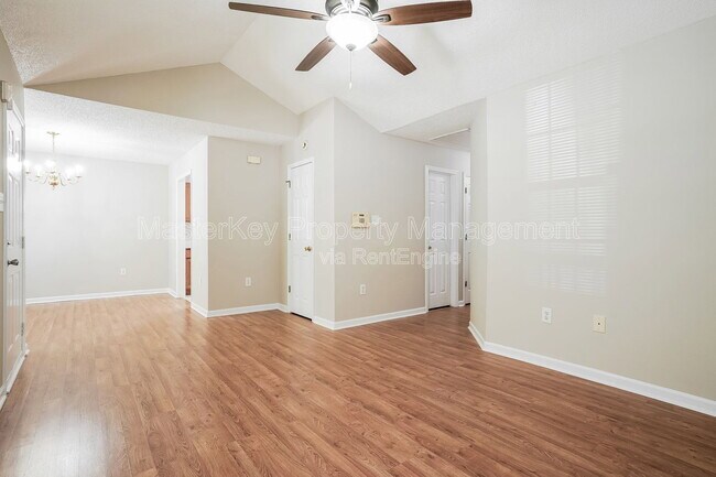 Building Photo - 317 Cross Hill Ln