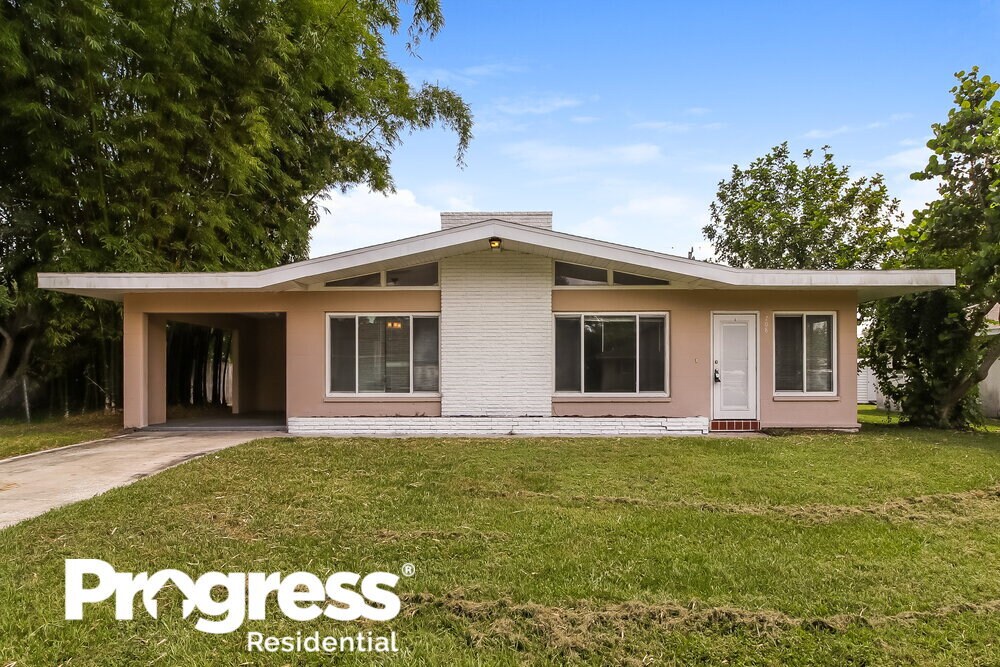 Primary Photo - 708 46th St Ct E