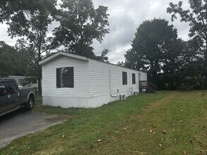 Building Photo - 34 Creek Rd