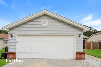 Building Photo - 8353 Longspur Ave