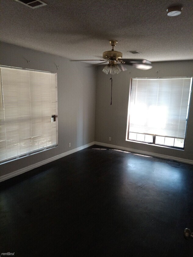 Foto del edificio - 1 br, 1 bath House - 1363 North Street