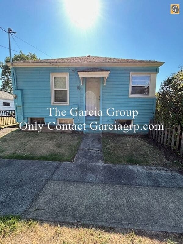 Building Photo - 3410 SE 59th Ave