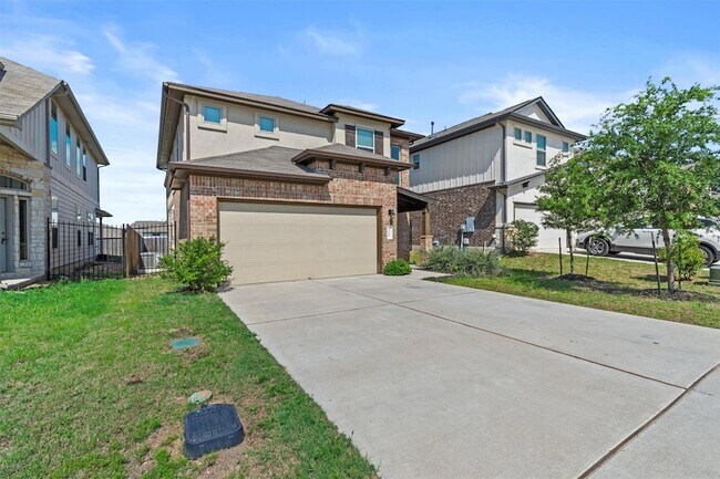 Foto del edificio - 520 Betty Ann Wy