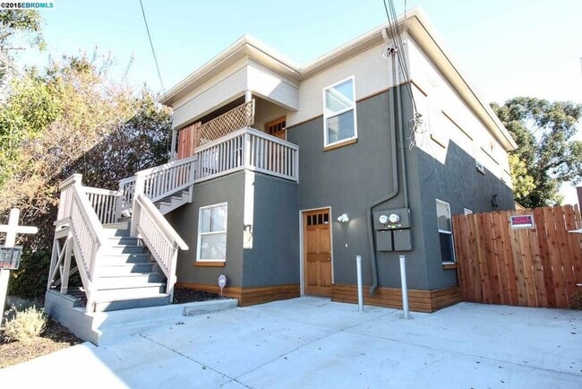 West-4716-4718 - West-4716-4718 Apartment