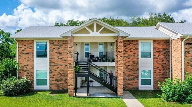 Foto del edificio - 5809 Delany Rd