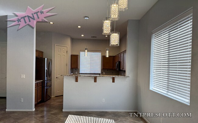 Building Photo - Home in Granville HOA