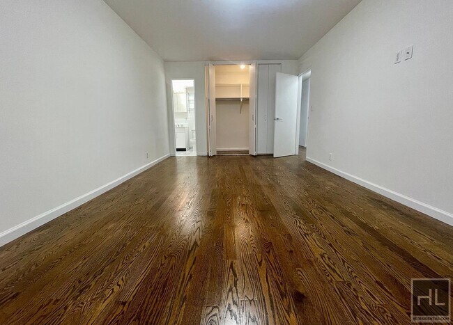 Foto del edificio - EAST 56 STREET