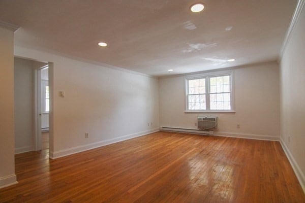 Building Photo - 14 Wampus Ave