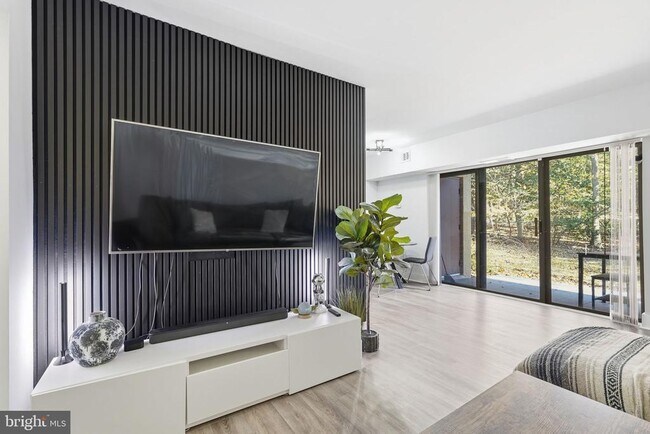 Foto del edificio - 11647 Stoneview Square