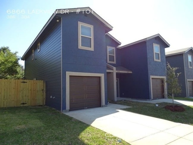 Building Photo - 6866 Lakeview Dr