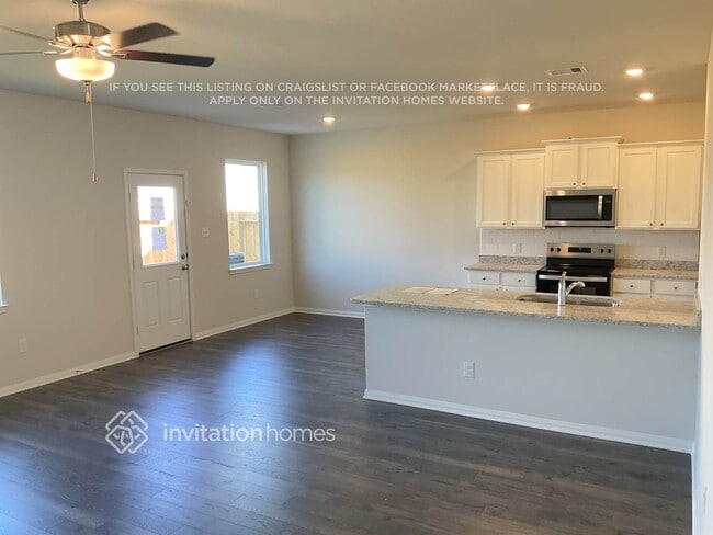 Building Photo - 8119 Sunberry Shadow Dr