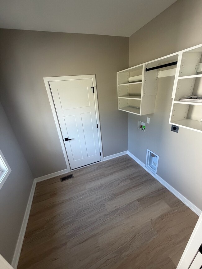 Building Photo - 1216 Switchfoot Dr