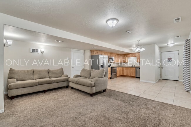 Building Photo - 2801 S Harrow Ct