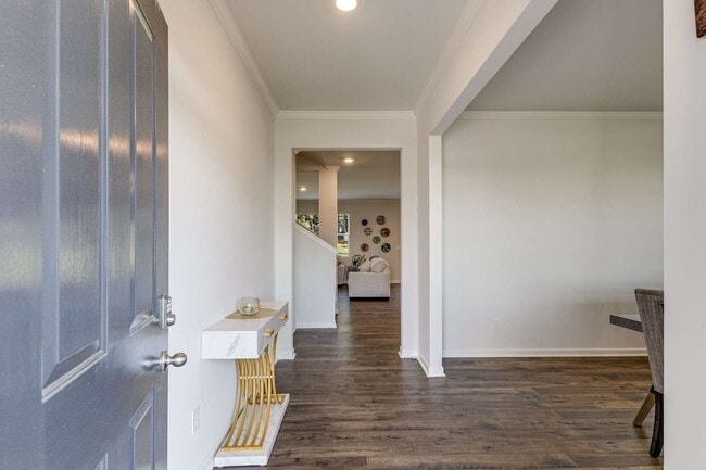 Photo - Like New - First Class Amenities House