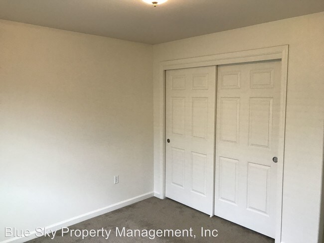 Foto del edificio - 2240 W Lark Ave