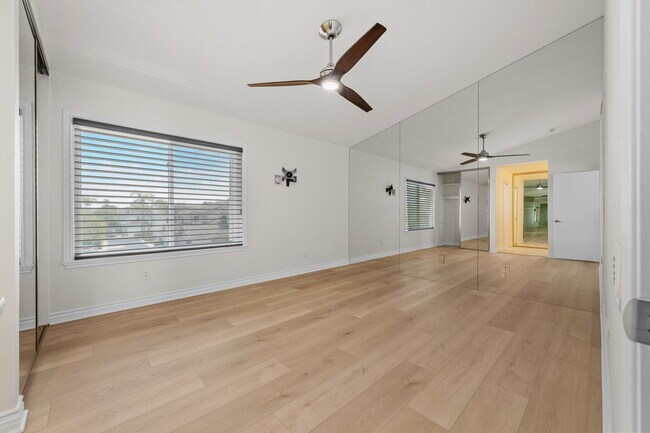 Foto del edificio - 13254 Tiverton Rd