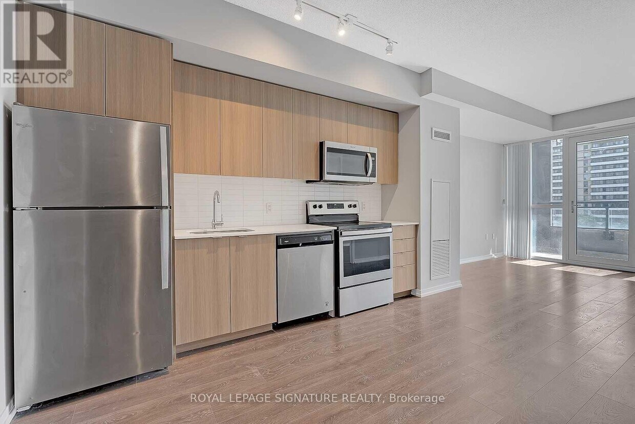 Photo principale - 3237-3237 Bayview Ave