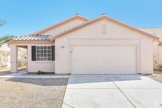 Building Photo - 2103 Point Morada Ave
