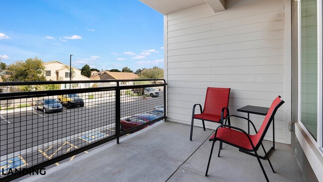 Building Photo - 1760 S Crismon Rd