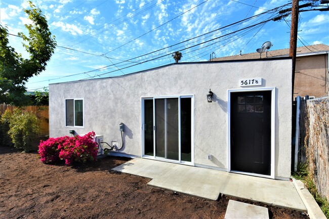 Building Photo - 5617 Blackwelder St