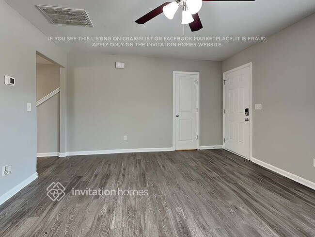 Foto del edificio - 2402 King Malcolm Ln