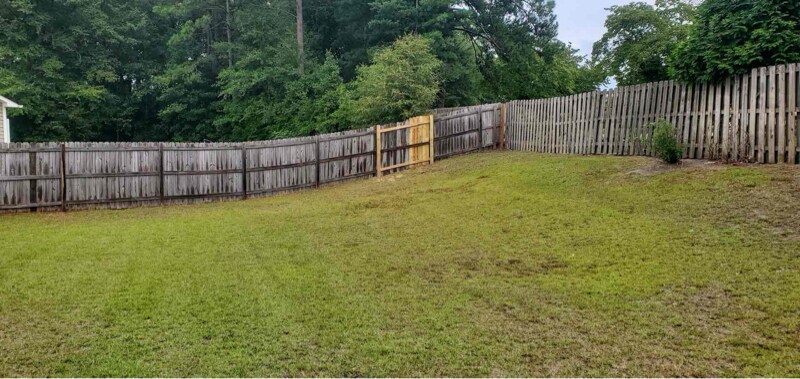 Building Photo - 512 Ellipse Cir