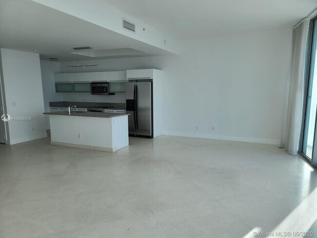 Building Photo - 888 Biscayne Blvd