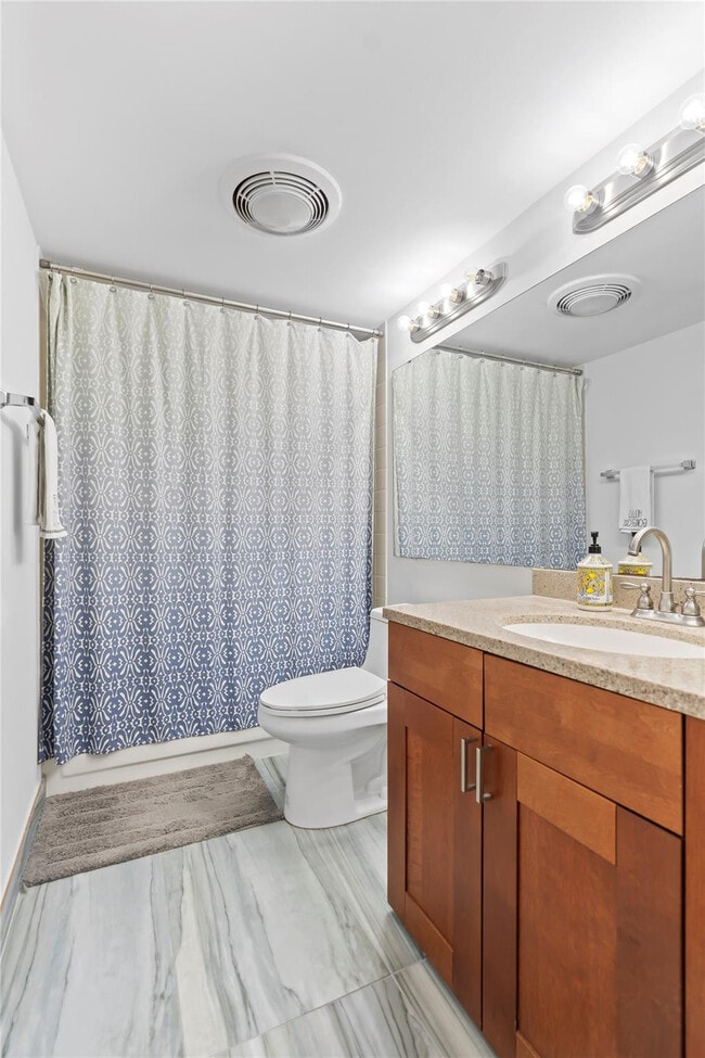 Foto del edificio - 1850 Homewood Blvd