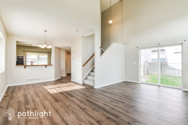 Foto del edificio - 6784 Ventana Ln