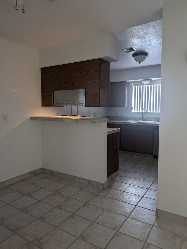 Foto del edificio - 1/2 off 1st Month's Rent!  Charming 3 Bedr...