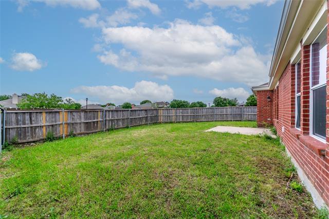 Building Photo - 2101 Wildwood Dr